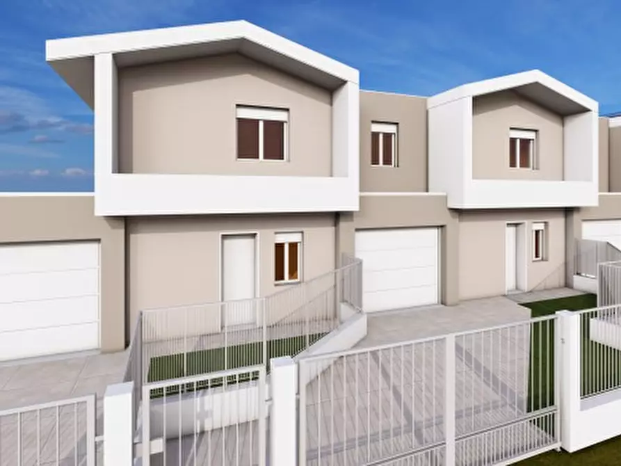 Immagine 2 di Villa in vendita  a Lonato del Garda