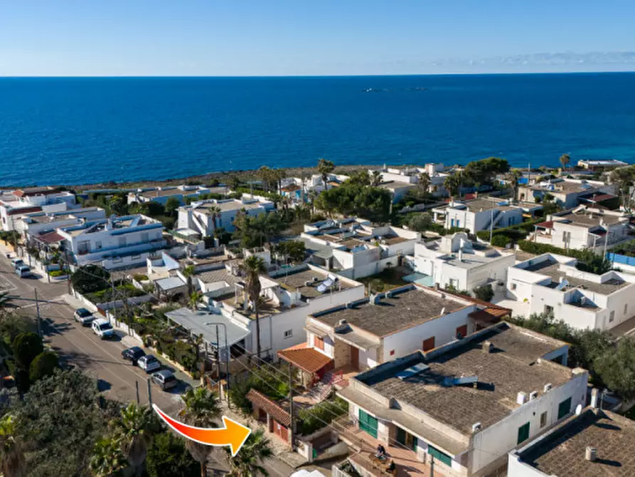 Immagine 33 di Villa in vendita  in Via Sardegna a Racale