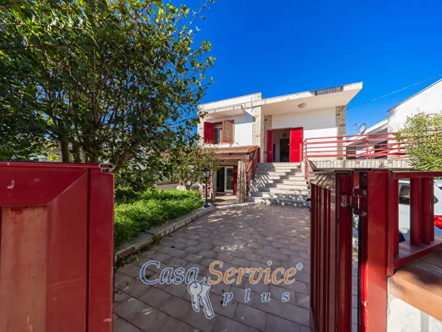 Immagine 38 di Villa in vendita  in Via Sardegna a Racale