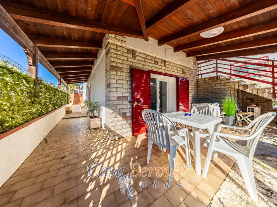 Immagine 43 di Villa in vendita  in Via Sardegna a Racale