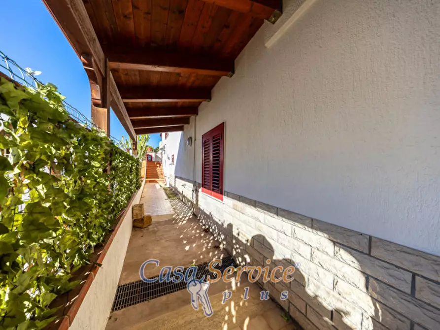 Immagine 44 di Villa in vendita  in Via Sardegna a Racale