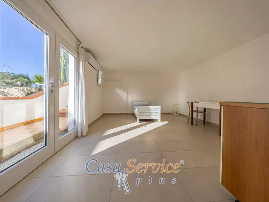 Immagine 55 di Villa in vendita  in Via Sardegna a Racale