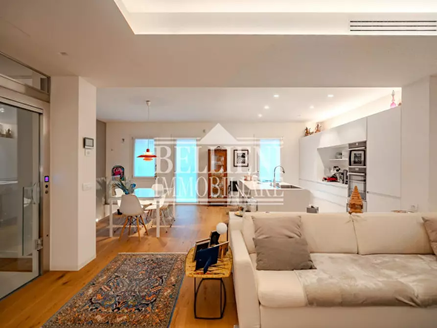 Immagine 1 di Appartamento in vendita  in Ponte degli Angeli a Vicenza