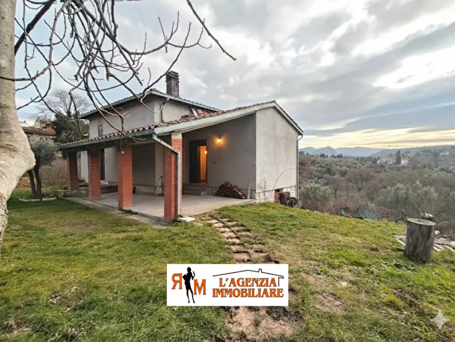 Immagine 1 di Villa in vendita  in San Liberatore a Terni