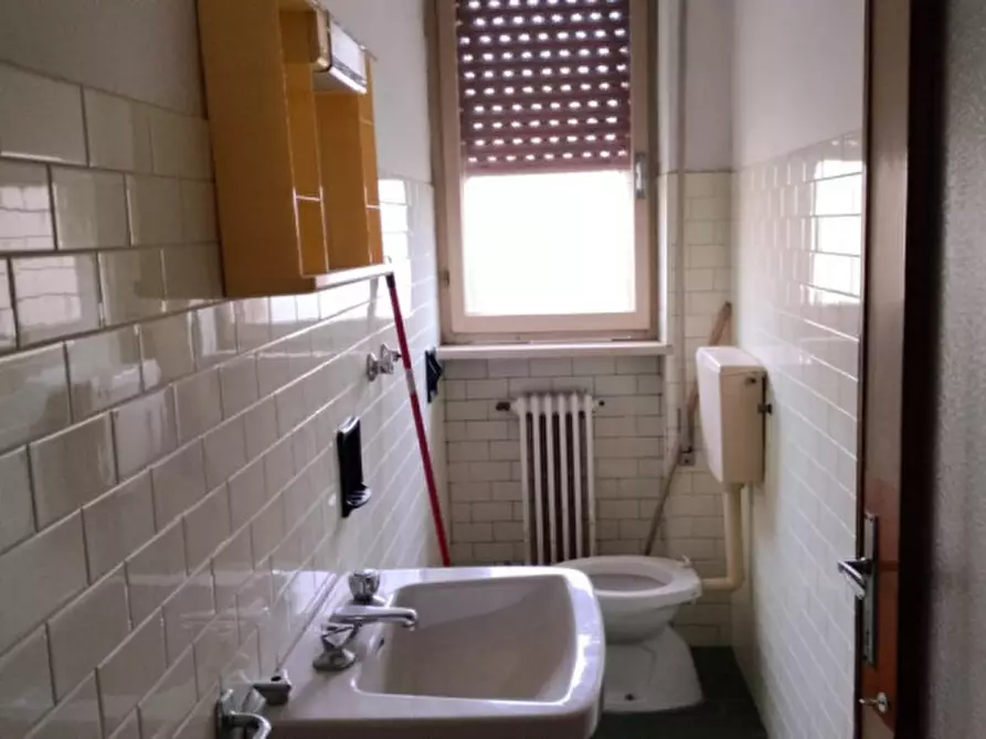 Immagine 10 di Casa indipendente in vendita  in Via Luigi Einaudi, 2 a Montecchio Maggiore