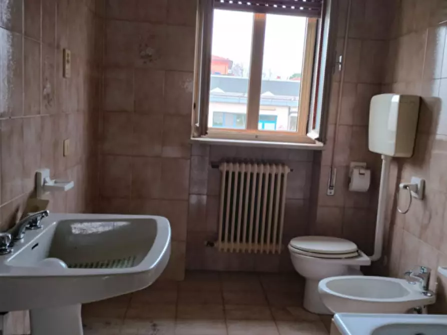 Immagine 11 di Casa indipendente in vendita  in Via Luigi Einaudi, 2 a Montecchio Maggiore