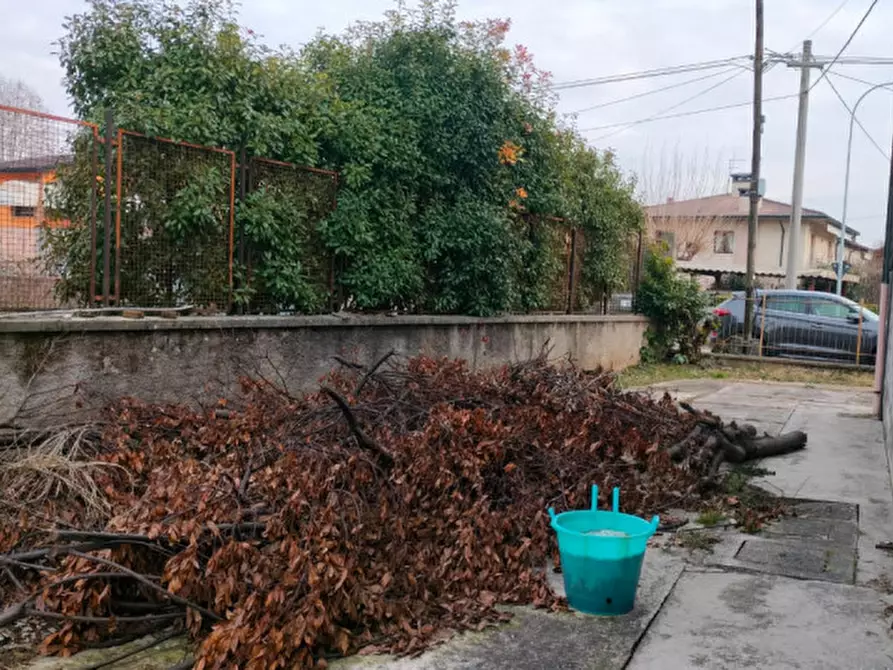 Immagine 21 di Casa indipendente in vendita  in Via Luigi Einaudi, 2 a Montecchio Maggiore