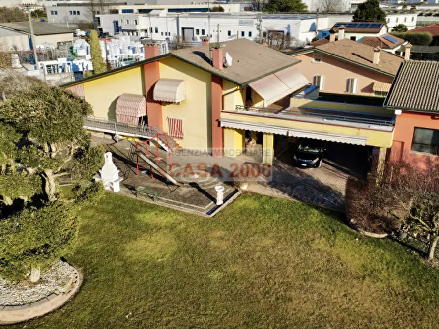 Immagine 5 di Villa in vendita  a Piombino Dese