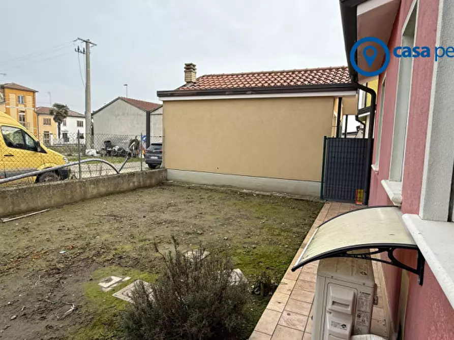 Immagine 11 di Appartamento in vendita  in Via Antonio Gramsci, 23 A a Gavello