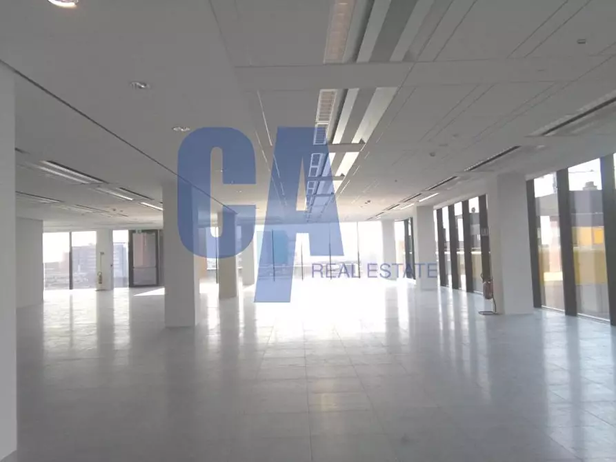 Immagine 8 di Ufficio in affitto  in VIALE SARCA a Milano