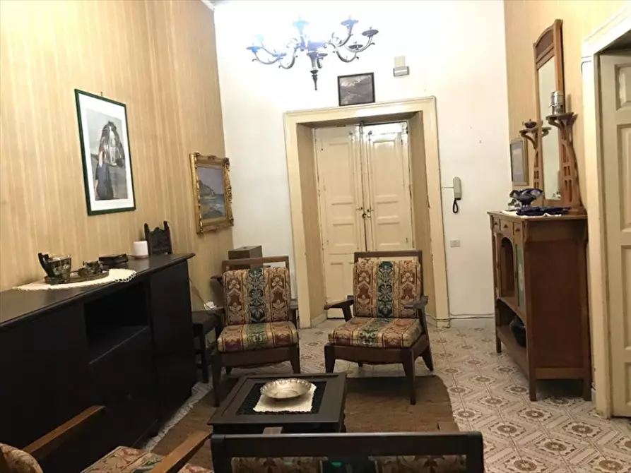 Immagine 5 di Appartamento in vendita  in Via Pollichino a Randazzo