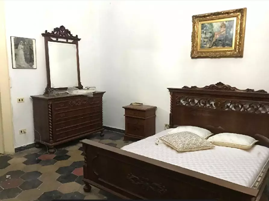 Immagine 12 di Appartamento in vendita  in Via Pollichino a Randazzo