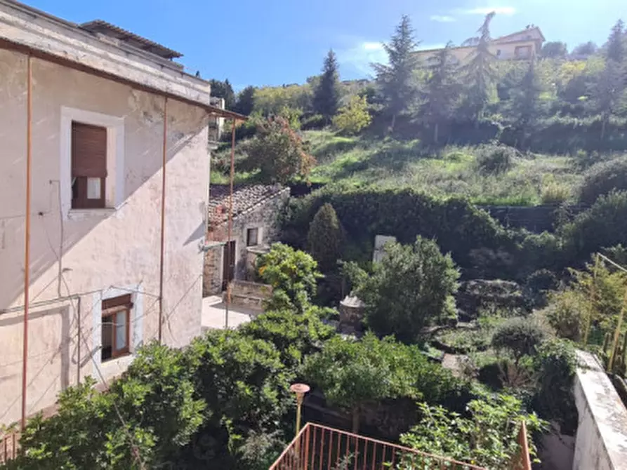 Immagine 8 di Casa indipendente in vendita  in Via Umberto, 76 a Bronte