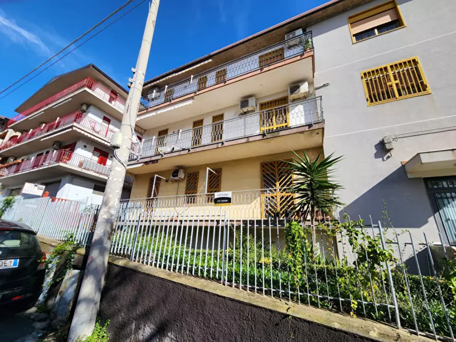 Immagine 1 di Appartamento in vendita  in Via del Mandorlo, 4 a Misterbianco