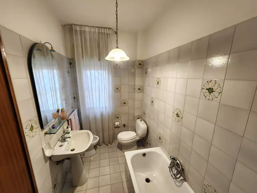 Immagine 11 di Appartamento in vendita  in Via del Mandorlo, 4 a Misterbianco