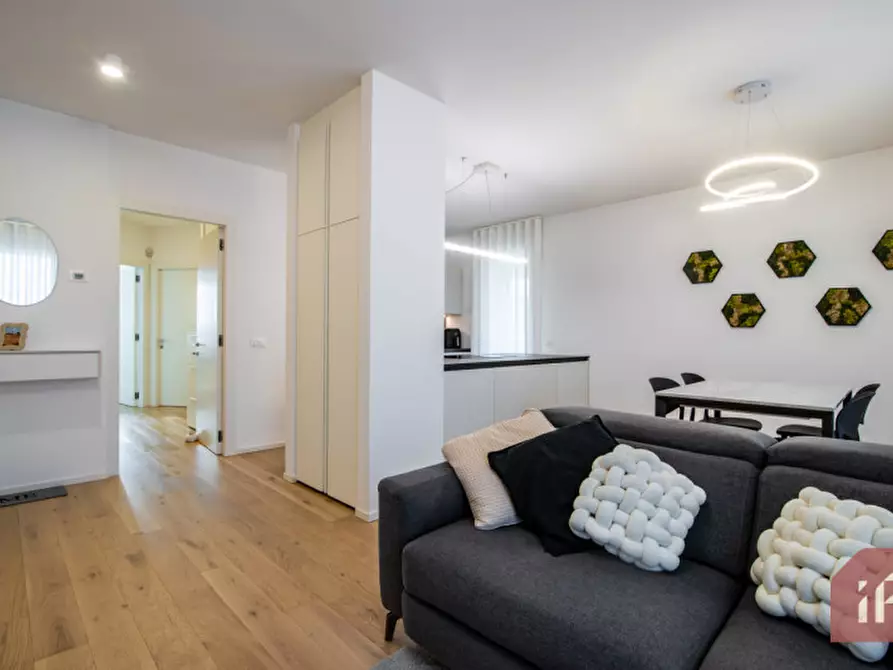 Immagine 1 di Appartamento in vendita  in Via Dalla Vecchia Vinicio n. 16 a Campodarsego