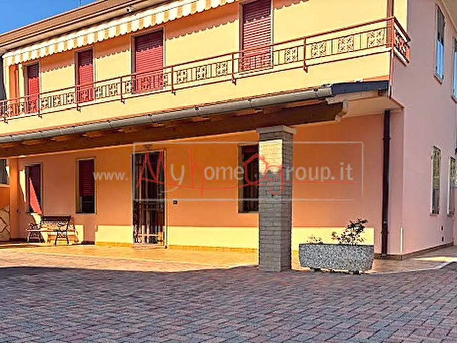 Immagine 1 di Casa bifamiliare in vendita  in Via Rondinelle a Selvazzano Dentro