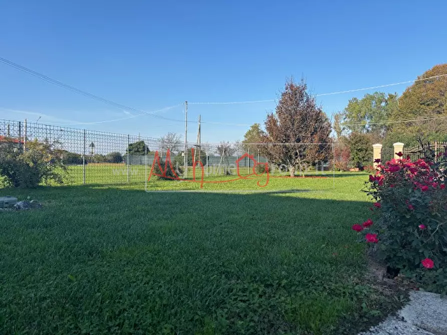 Immagine 3 di Casa bifamiliare in vendita  in Via Rondinelle a Selvazzano Dentro