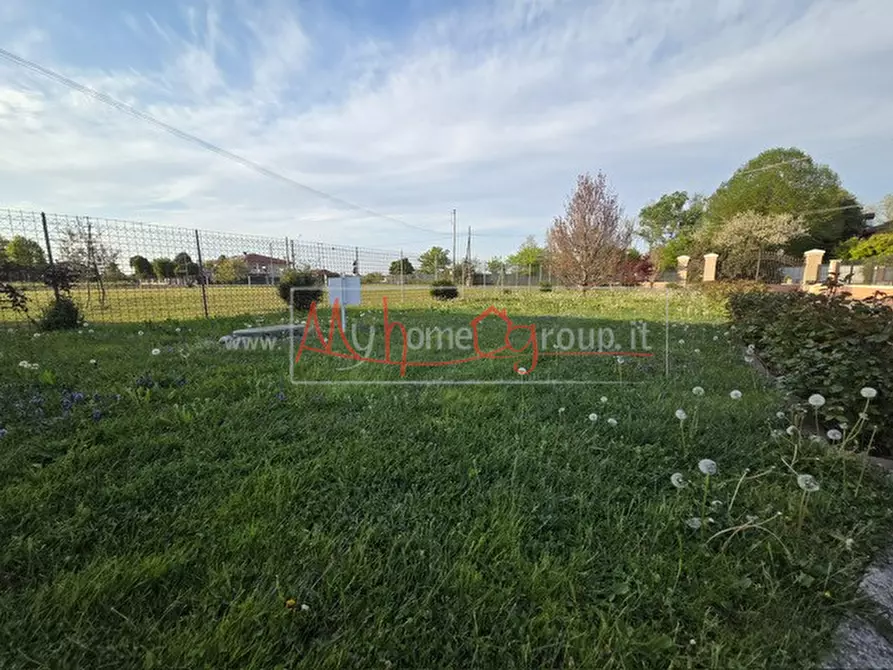 Immagine 5 di Casa bifamiliare in vendita  in Via Rondinelle a Selvazzano Dentro