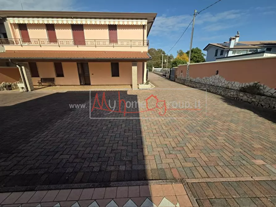 Immagine 17 di Casa bifamiliare in vendita  in Via Rondinelle a Selvazzano Dentro