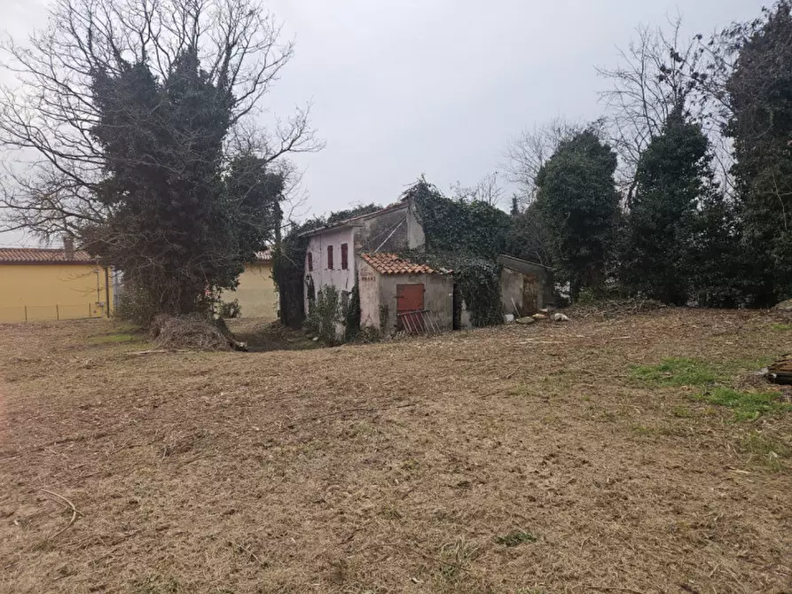 Immagine 16 di Rustico / casale in vendita  in IV novembre a Vo