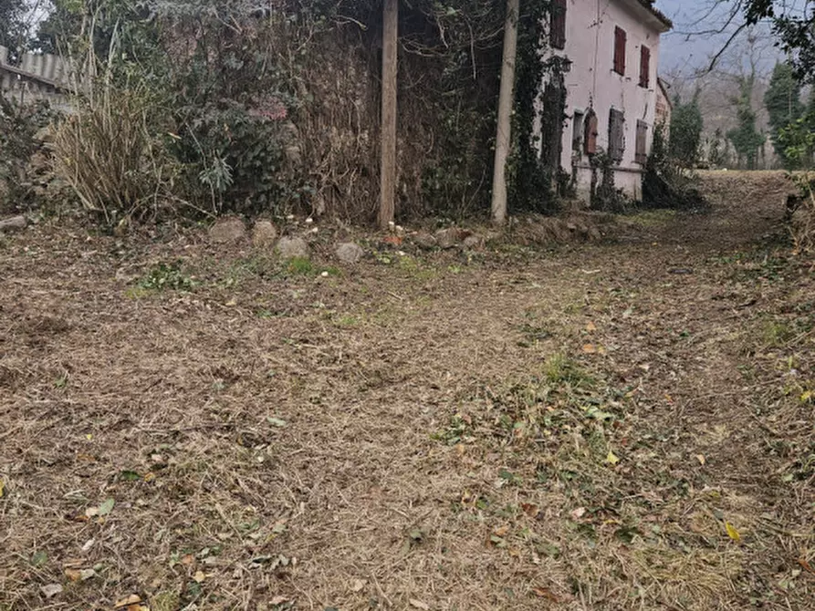 Immagine 23 di Rustico / casale in vendita  in IV novembre a Vo
