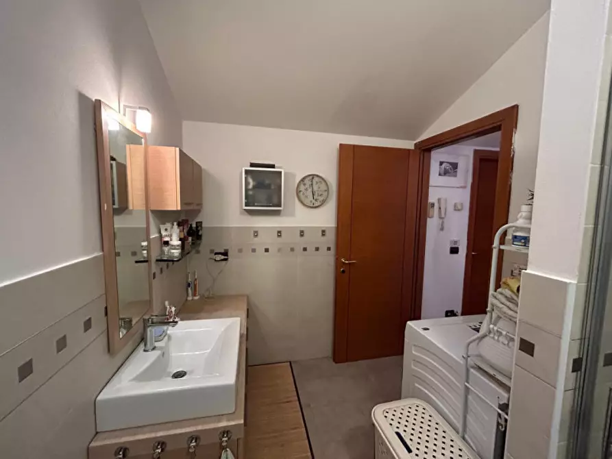 Immagine 12 di Appartamento in vendita  in Via Risorgimento a Albignasego