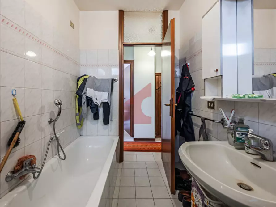 Immagine 18 di Appartamento in vendita  in Via Veterani dello Sport, 3 a Parma