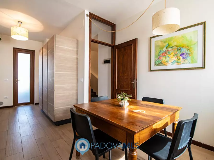 Immagine 9 di Casa bifamiliare in vendita  in via bari, 5 a Padova