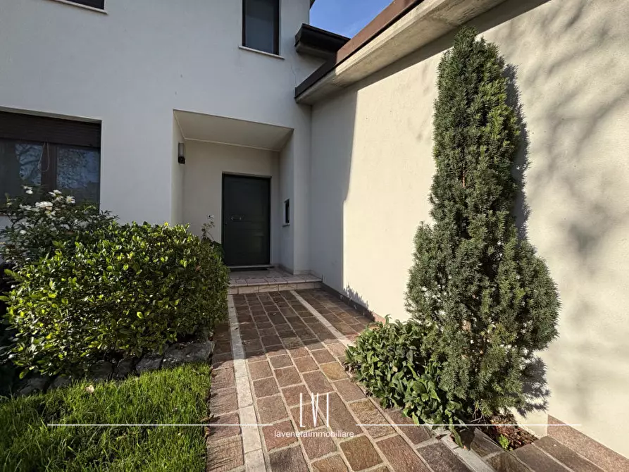 Immagine 2 di Villetta a schiera in vendita  in Via Don Luigi Orione a San Donà Di Piave