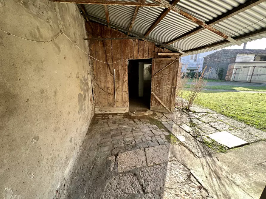 Immagine 8 di Villetta a schiera in vendita  in via corrubio, 11 a Legnago