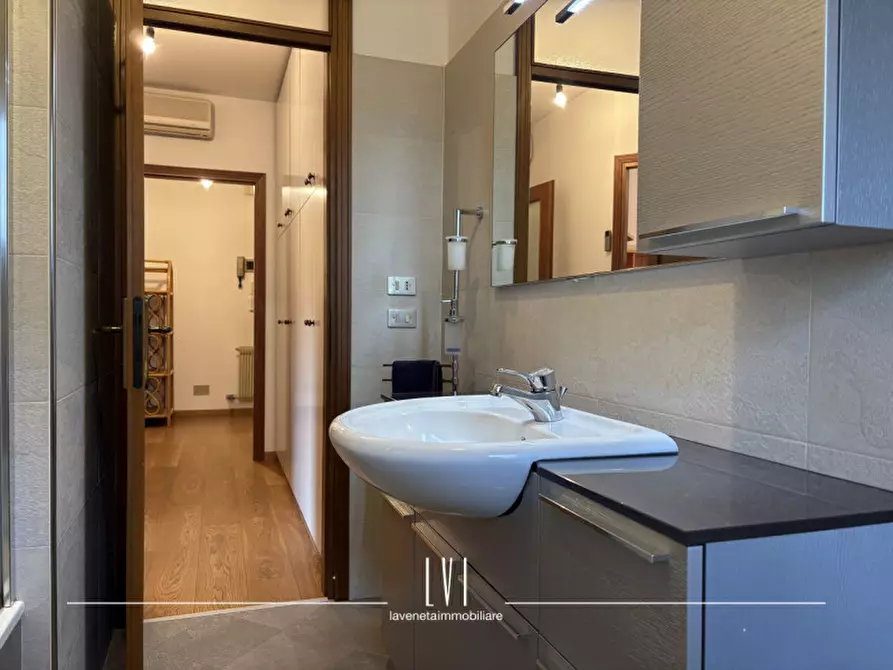 Immagine 10 di Appartamento in vendita  in giuseppe saragat a San Donà Di Piave