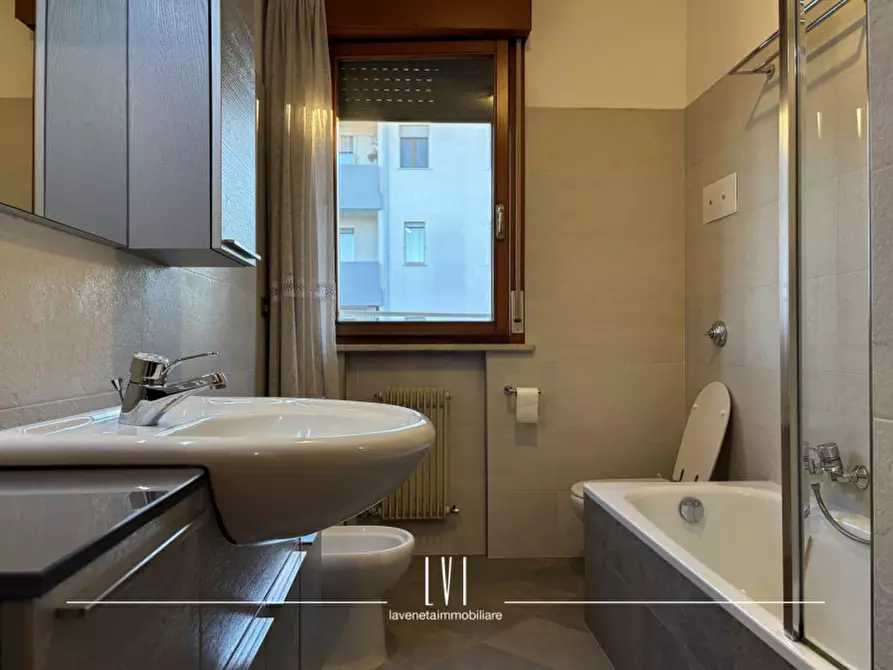 Immagine 12 di Appartamento in vendita  in giuseppe saragat a San Donà Di Piave