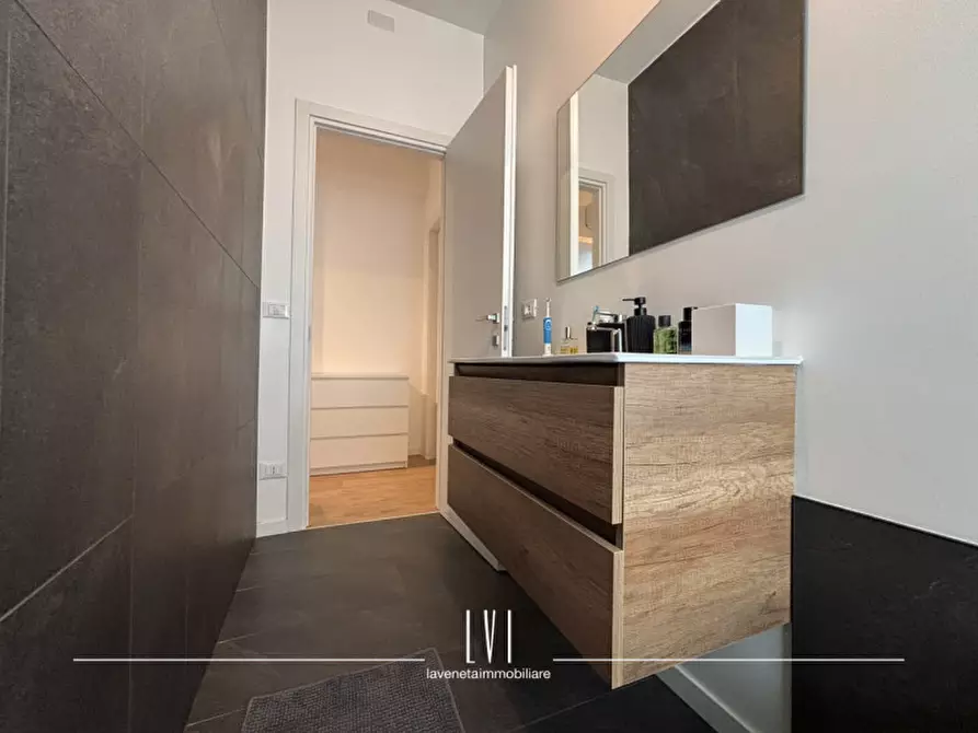 Immagine 9 di Appartamento in vendita  in Via Jesolo a San Donà Di Piave