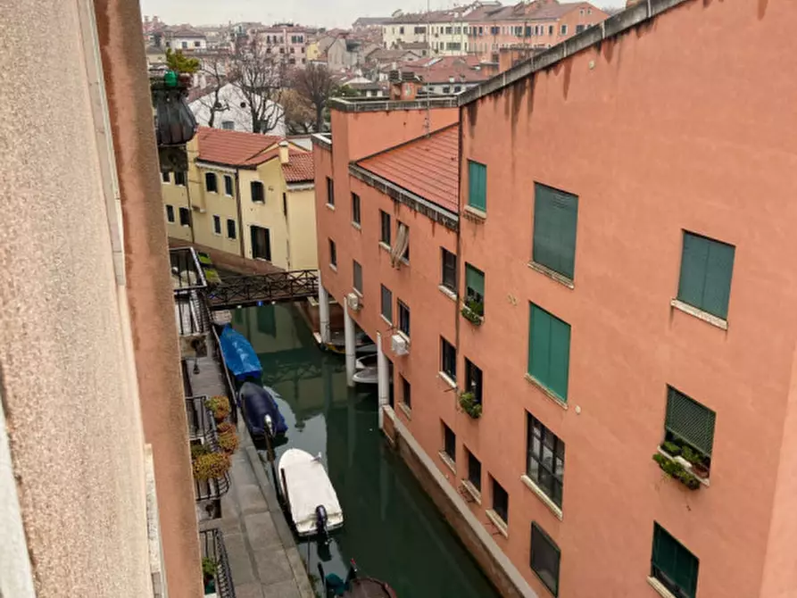 Immagine 22 di Appartamento in vendita  in Sestiere Cannaregio a Venezia