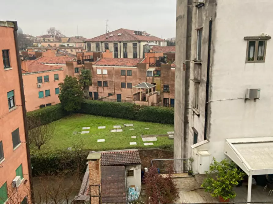 Immagine 23 di Appartamento in vendita  in Sestiere Cannaregio a Venezia