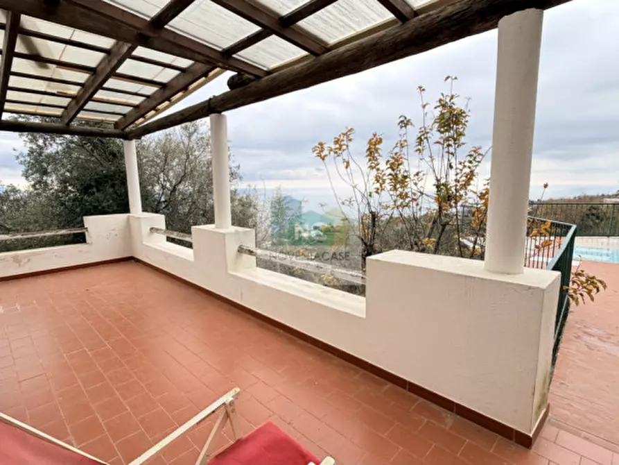 Immagine 6 di Casa indipendente in vendita  in piazza iv novembre a Serrara Fontana