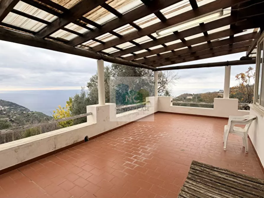 Immagine 8 di Casa indipendente in vendita  in piazza iv novembre a Serrara Fontana