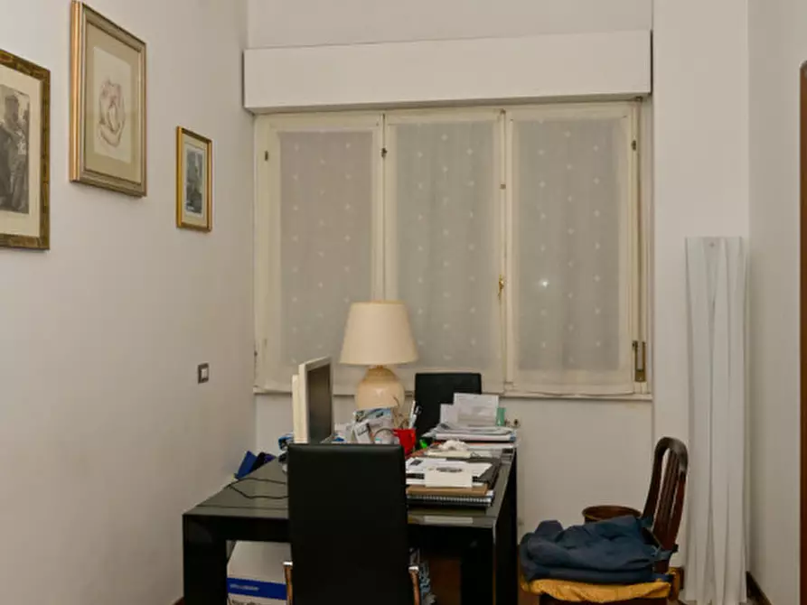 Immagine 20 di Appartamento in vendita  in Via Pompeo Trogo a Roma