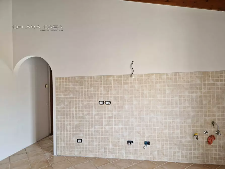 Immagine 3 di Appartamento in vendita  in via molini a Monteciccardo