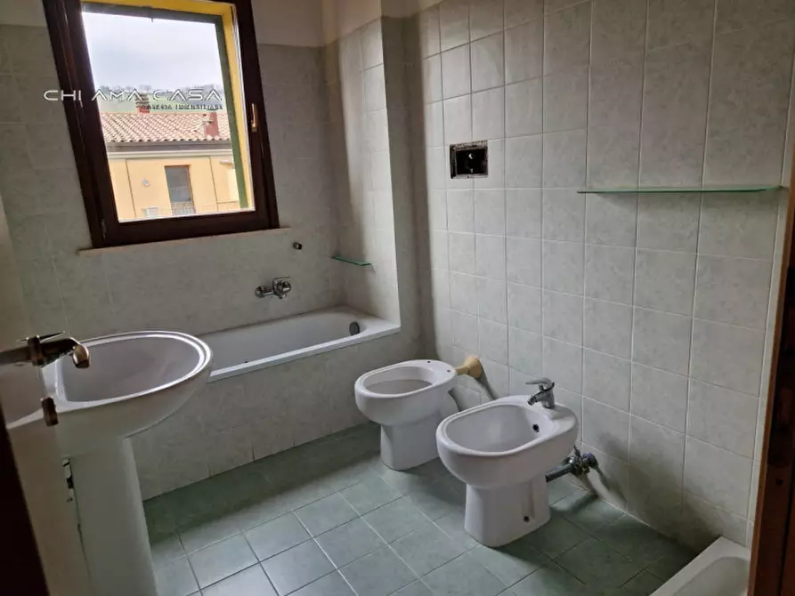 Immagine 9 di Appartamento in vendita  in via molini a Monteciccardo