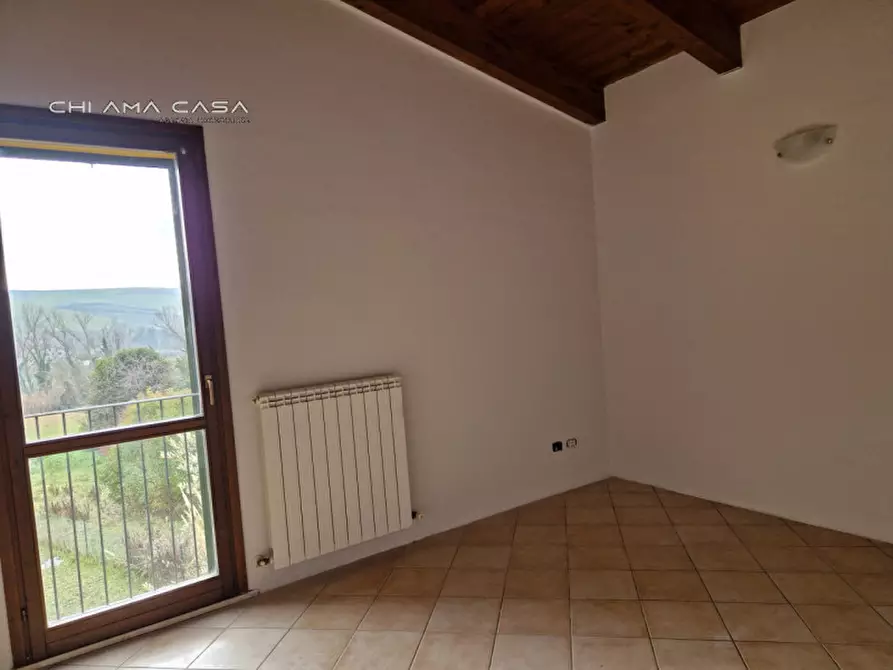 Immagine 13 di Appartamento in vendita  in via molini a Monteciccardo