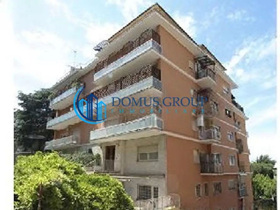 Immagine 2 di Appartamento in vendita  in Via Bernardo Blumenstihl a Roma
