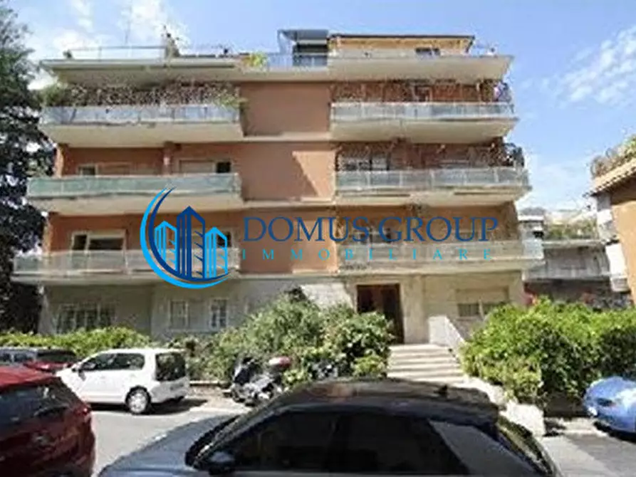 Immagine 3 di Appartamento in vendita  in Via Bernardo Blumenstihl a Roma