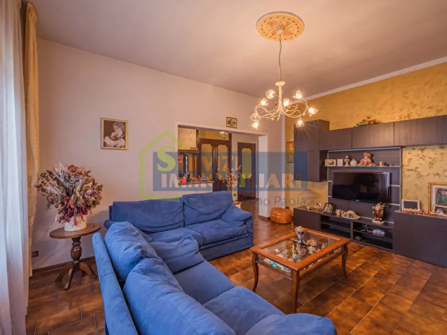 Immagine 2 di Casa indipendente in vendita  in Via Santa Lucia a Lusia