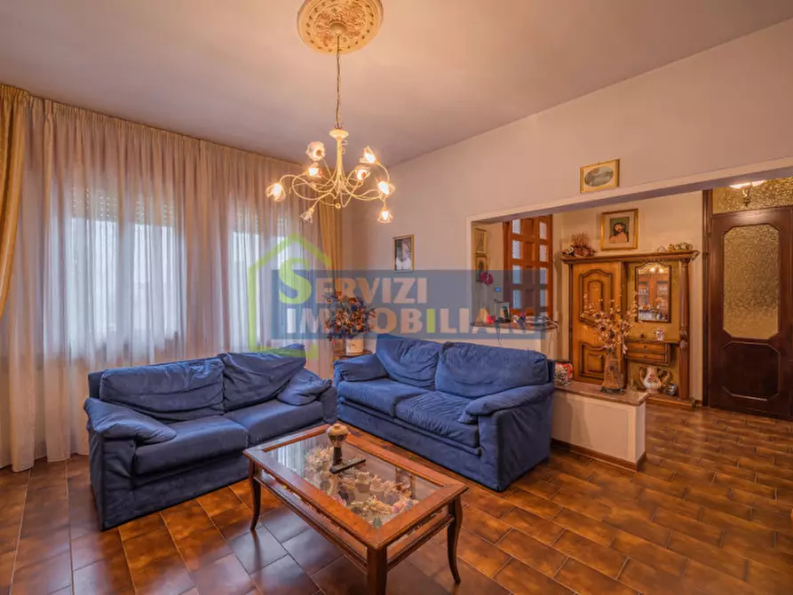 Immagine 3 di Casa indipendente in vendita  in Via Santa Lucia a Lusia