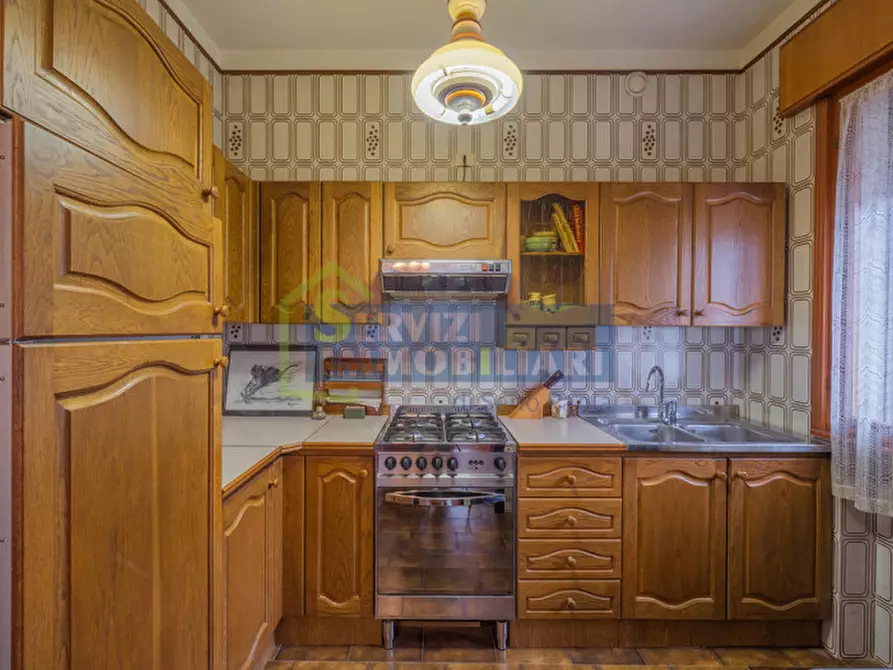 Immagine 6 di Casa indipendente in vendita  in Via Santa Lucia a Lusia