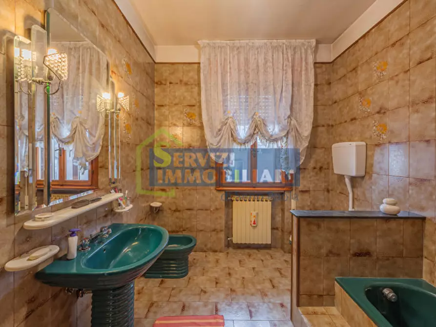 Immagine 13 di Casa indipendente in vendita  in Via Santa Lucia a Lusia