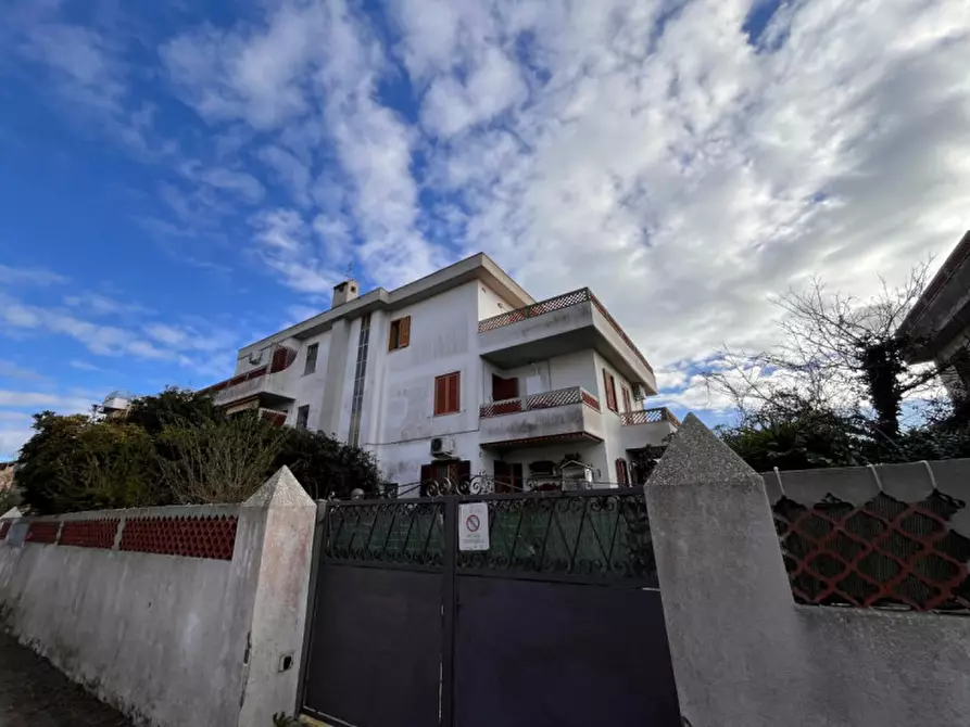 Immagine 2 di Appartamento in vendita  in Via Massimo D'Azeglio a Anzio