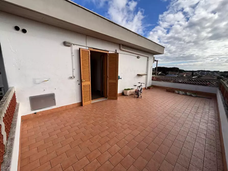 Immagine 13 di Appartamento in vendita  in Via Massimo D'Azeglio a Anzio